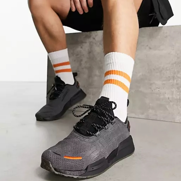 Adidas NMD_R1 V3 SHOES Dark Gray Black Men's Size 8.5 - Picture 12 of 12